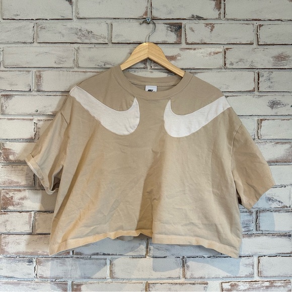 Nike sportswear double swoosh crop top size XL - Picture 1 of 4